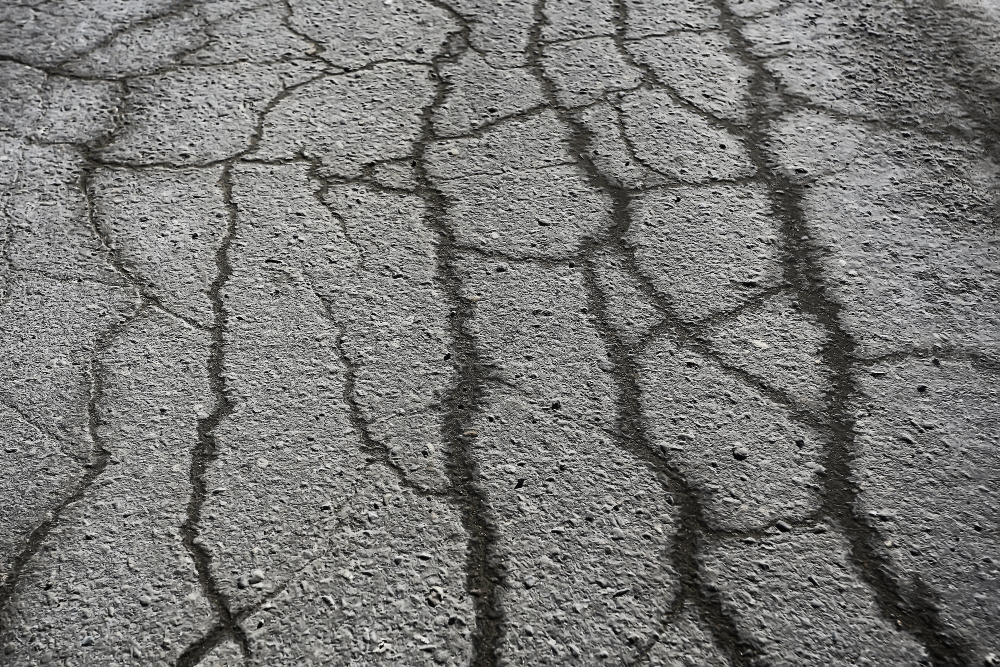 The Common Pitfalls of Badly Sealcoated Pavement