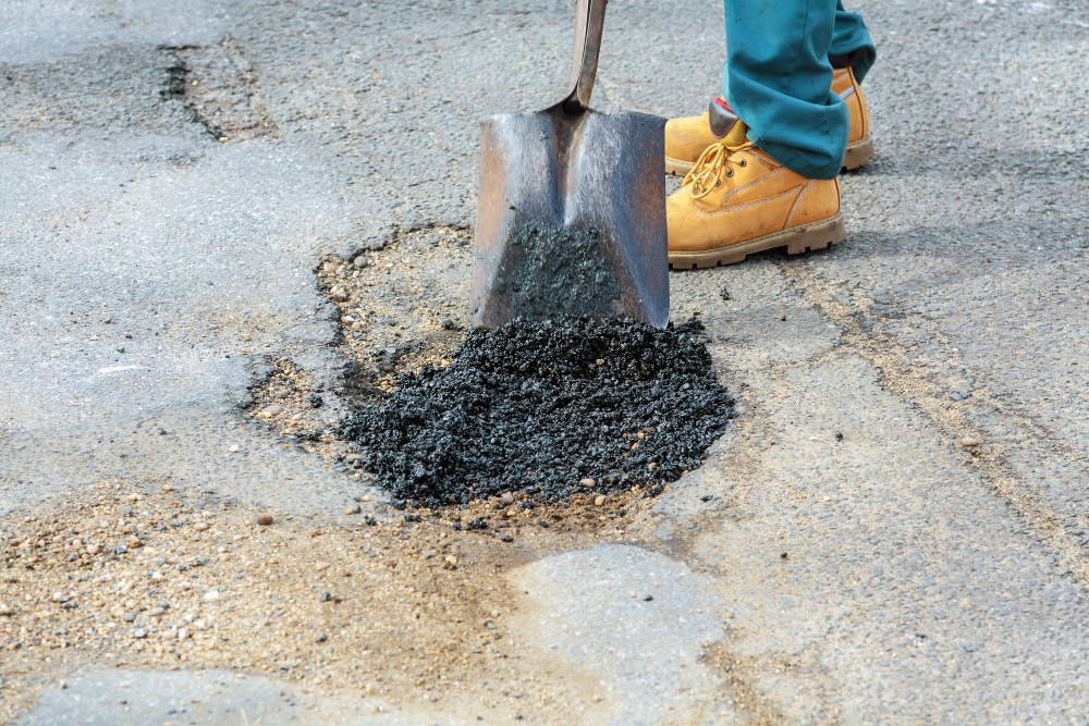 Solutions to Common Asphalt Issues for a Durable Surface