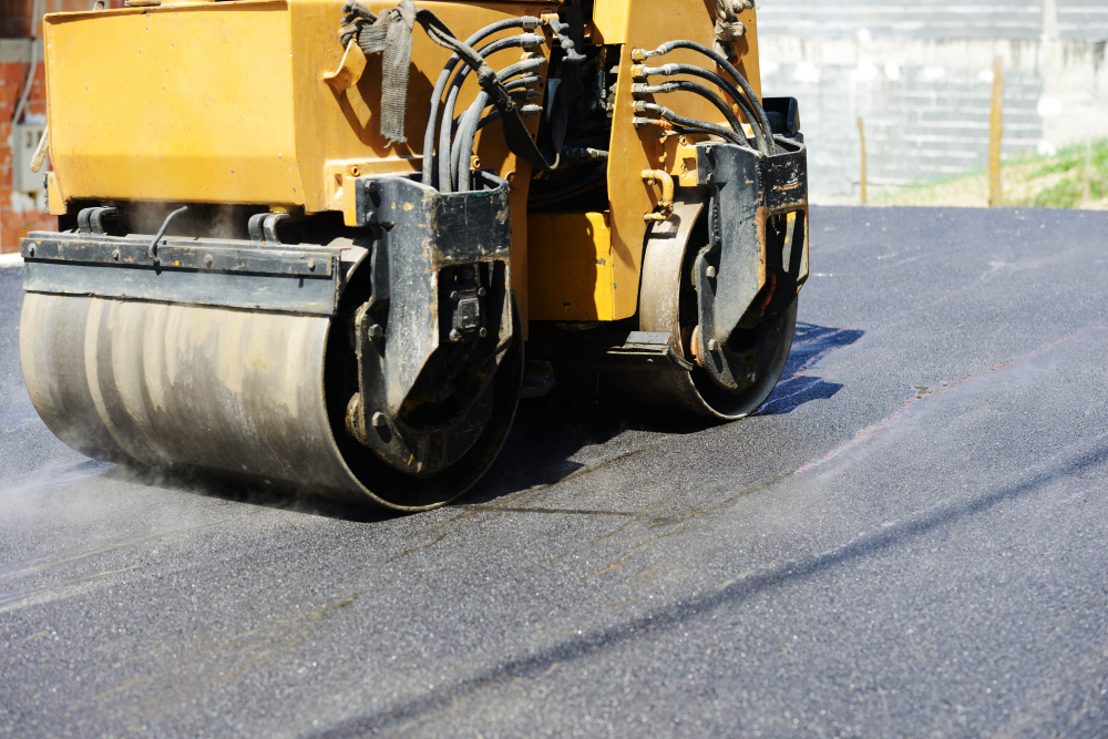 The Essential Guide to Asphalt Paving Equipment Used by Professionals