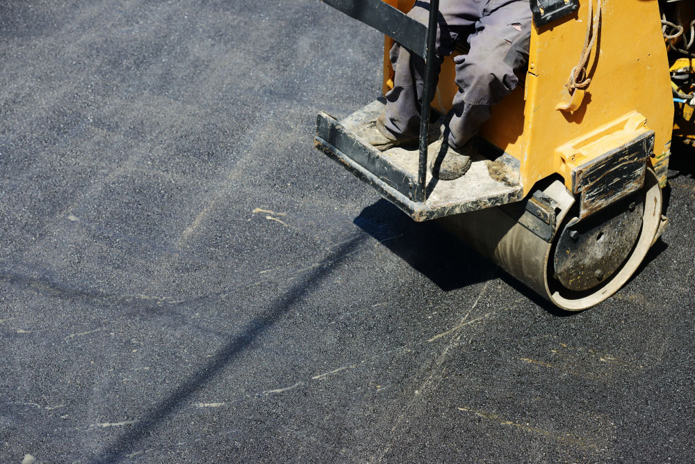 Tips to Keep Your Asphalt Driveway in the Best Condition